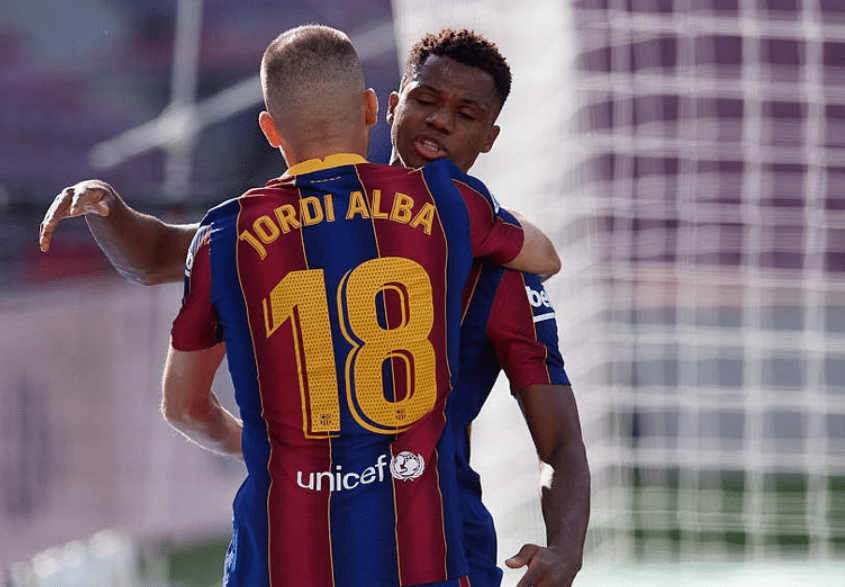 华体会-巴萨绝杀曼联,拉莫斯扑点救主意甲  第2张 华体会-巴萨绝杀曼联,拉莫斯扑点救主意甲  第2张