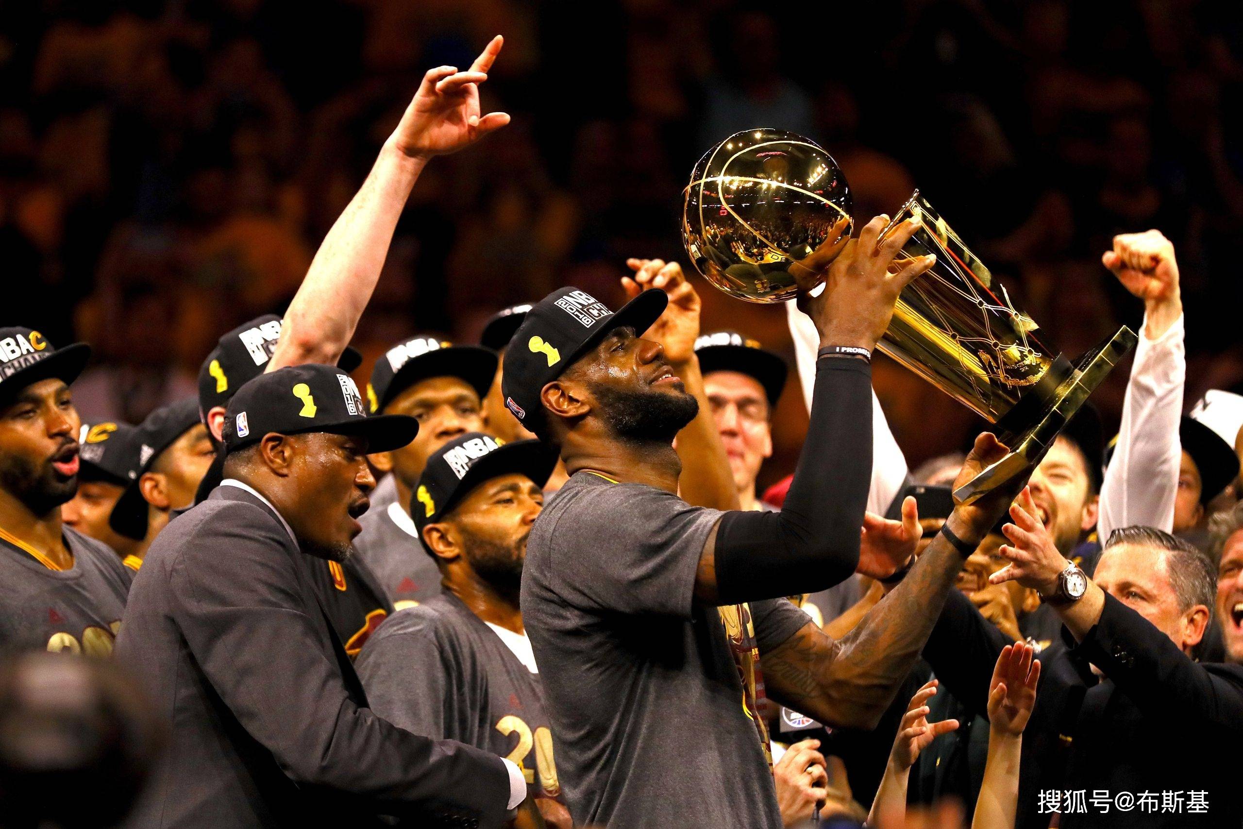 华体会下载-包含勇士队总决赛首局惊现两大黑马,冠军归属未卜的词条  第1张 华体会下载-包含勇士队总决赛首局惊现两大黑马,冠军归属未卜的词条  第1张