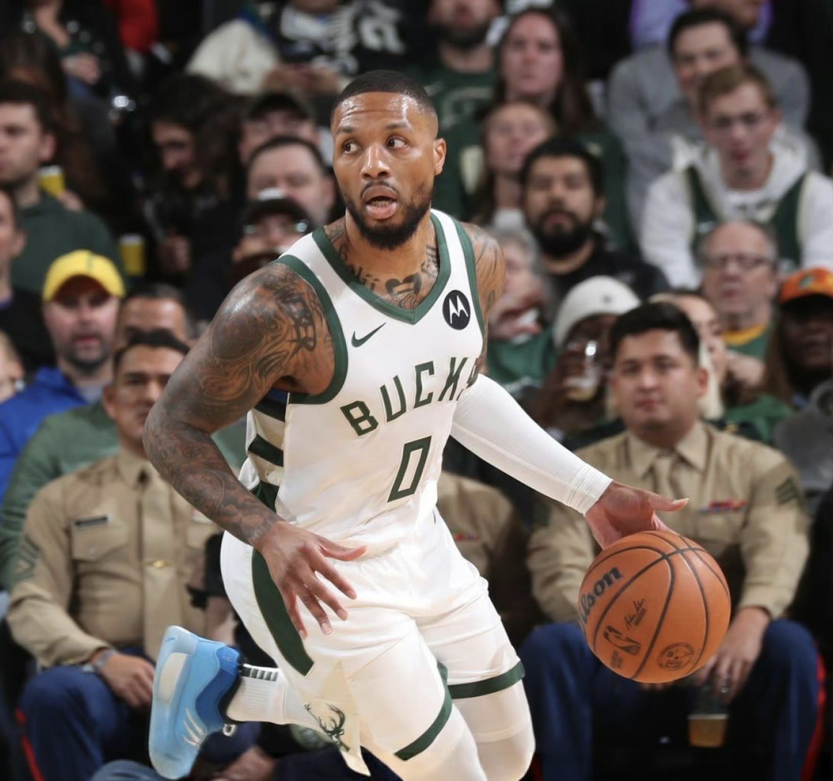 华体会登录-雄鹿力克篮网B队，利拉德三分雨点燃全场的简单介绍  第1张