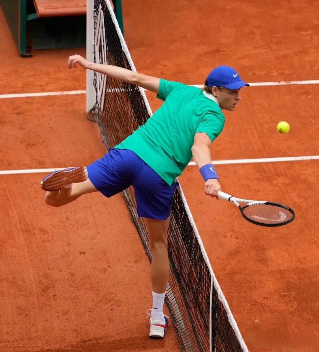 华体会hth-关于意大利网球队横扫美国网球队,德约科维奇送出助攻的信息 第1张 华体会hth-关于意大利网球队横扫美国网球队,德约科维奇送出助攻的信息 第1张