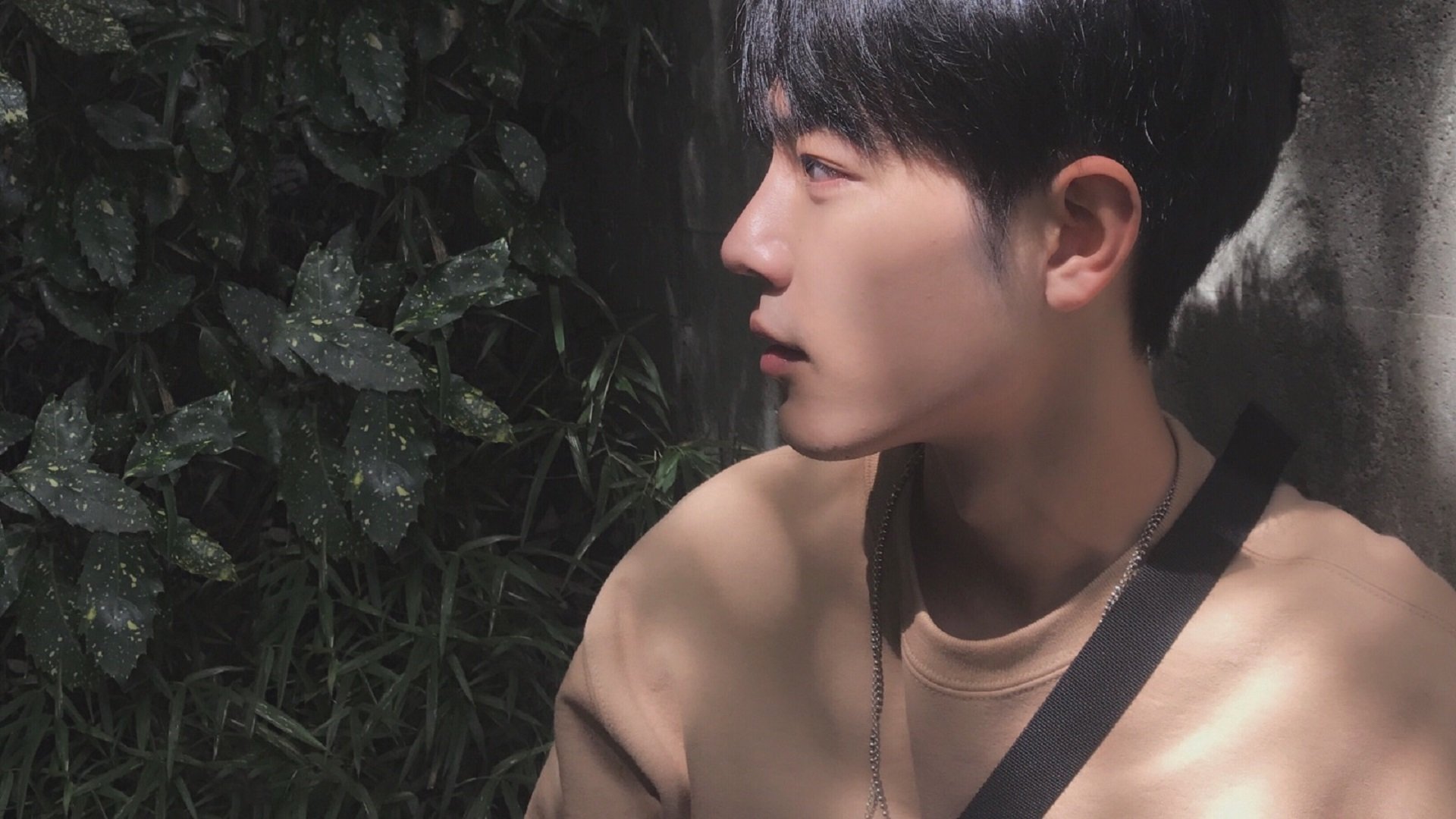 华体会体育-约基奇三双统治禁区?拉文27分稳定输出不占球权完美回应 第1张 华体会体育-约基奇三双统治禁区?拉文27分稳定输出不占球权完美回应 第1张